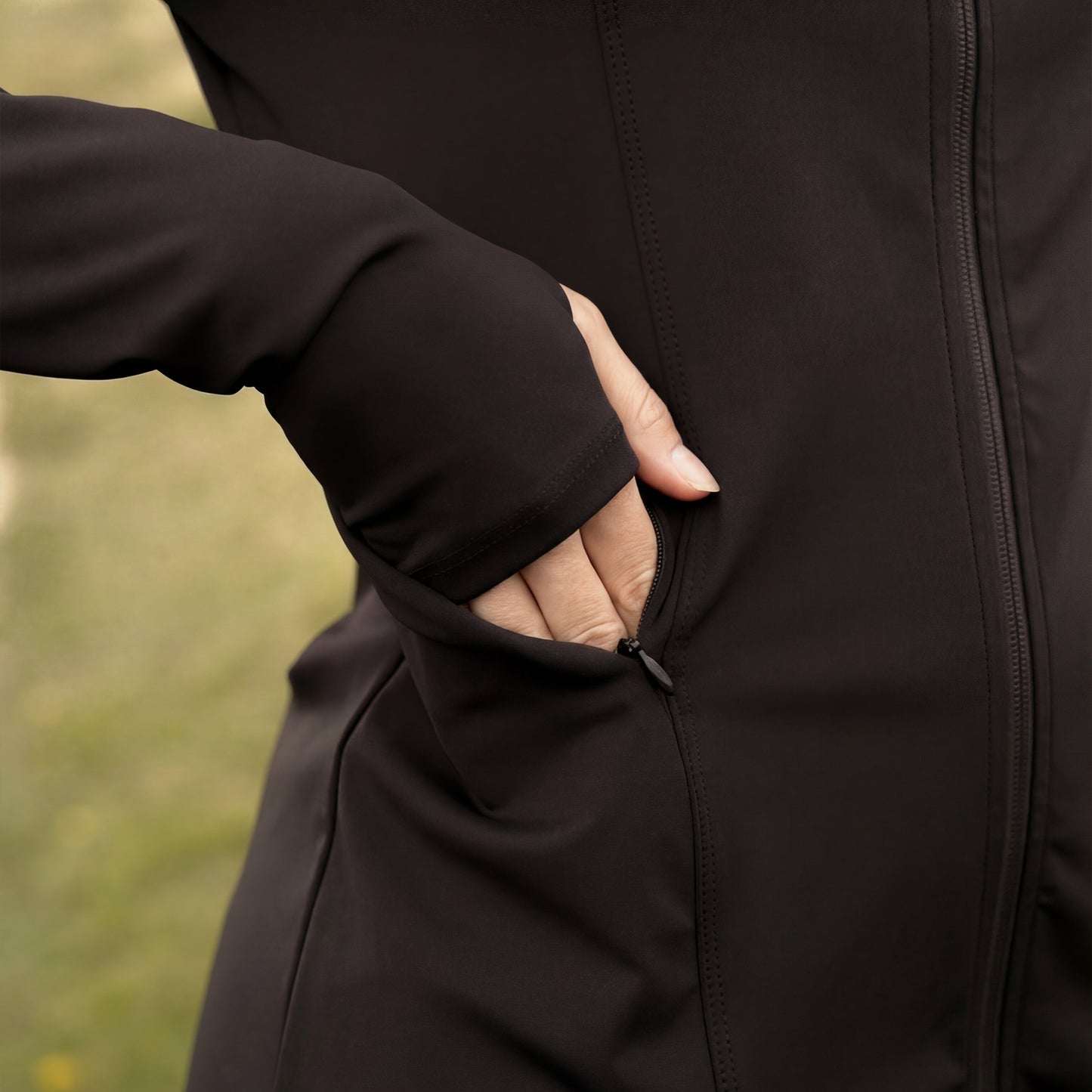 Modera Active Zip-Top